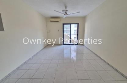 Apartment - 1 Bedroom - 1 Bathroom for rent in Badri Building - Al Mankhool - Bur Dubai - Dubai