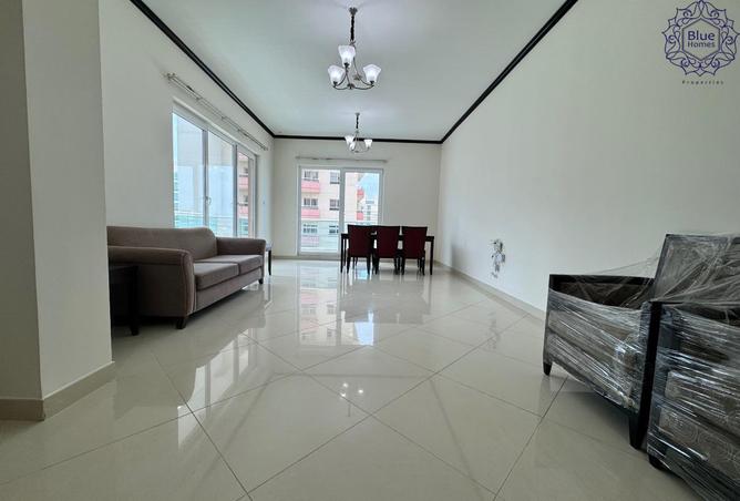 70670870 - Property Image 2