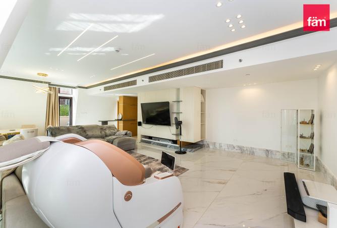 74231290 - Property Image 3