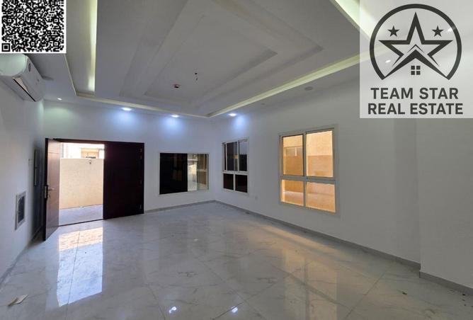 81521854 - Property Image 2