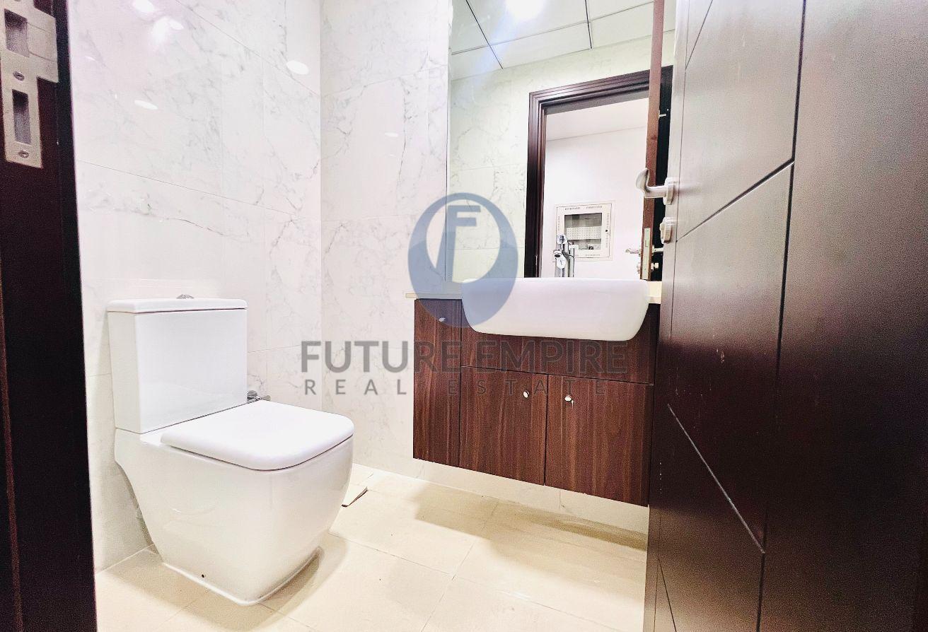 2 BHK | Near Metro | Multiple Cheque |Book Viewing photo 4