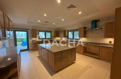 Villa - 6 Bedrooms - 7 Bathrooms for rent in Signature Villas Frond A - Signature Villas - Palm Jumeirah - Dubai