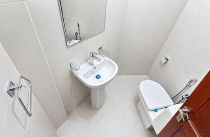 Apartment - Studio - 1 Bathroom for rent in Naif - Deira - Dubai