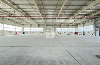 Warehouse - Studio for rent in Phase 1 - Dubai Investment Park (DIP) - Dubai