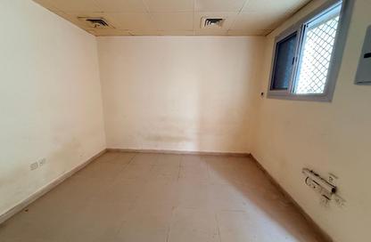 Apartment - Studio - 1 Bathroom for rent in Al Khan Corniche - Al Khan - Sharjah