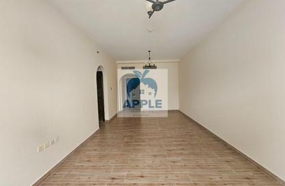 Apartment - 3 Bedrooms - 3 Bathrooms for rent in Muwaileh 3 Building - Muwaileh - Sharjah