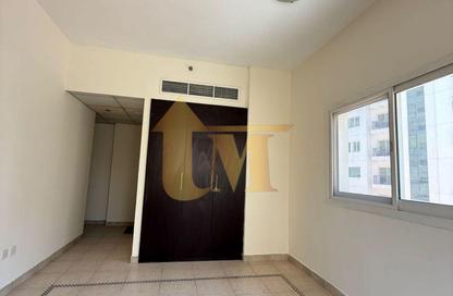 Apartment - 2 Bedrooms - 3 Bathrooms for rent in HDS Sunstar 2 - CBD (Central Business District) - International City - Dubai
