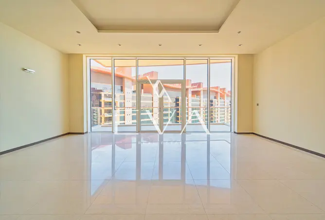 165050212 - Property Image 2