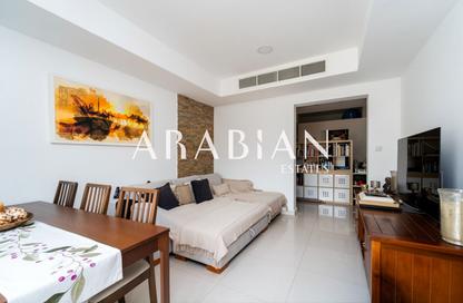 Villa - 2 Bedrooms - 3 Bathrooms for sale in Springs 15 - The Springs - Dubai