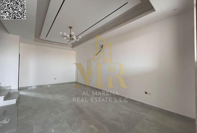 69890632 - Property Image 3