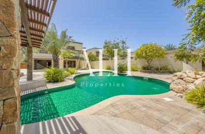 Villa - 4 Bedrooms - 5 Bathrooms for rent in Regional Large - Regional - Jumeirah Park - Dubai