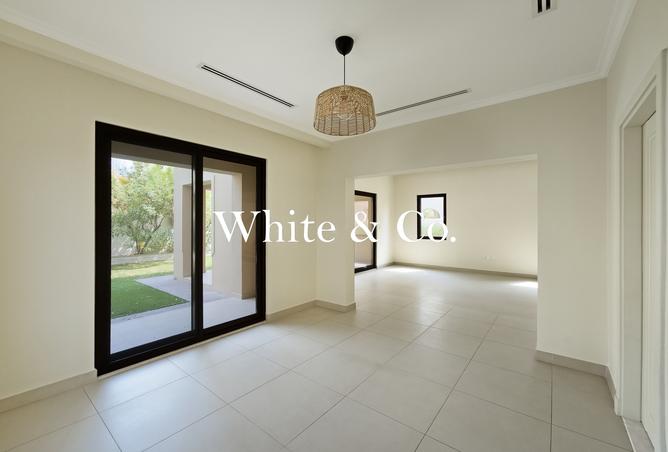 123358323 - Property Image 3