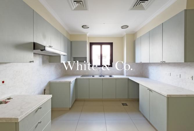 123358323 - Property Image 2