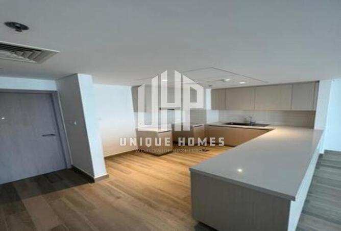 77800174 - Property Image 3