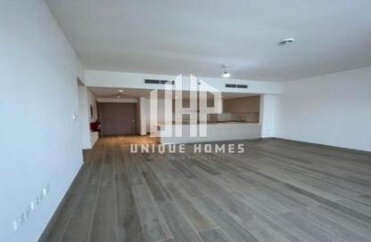 Apartment - 3 Bedrooms - 4 Bathrooms for rent in Waters Edge - Yas Island - Abu Dhabi