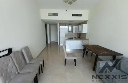 Apartment - 2 Bedrooms - 3 Bathrooms for rent in Avenue Residence 1 - Avenue Residence - Al Furjan - Dubai