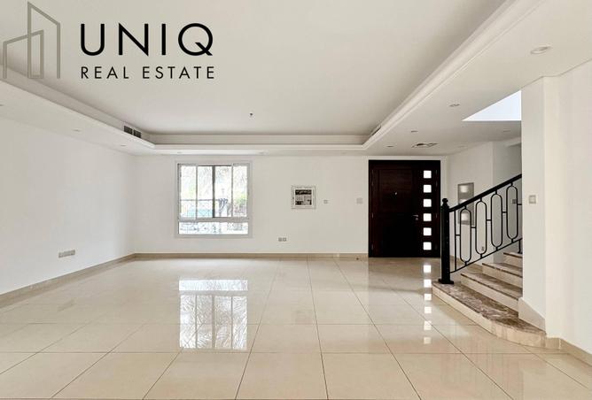 73853312 - Property Image 3