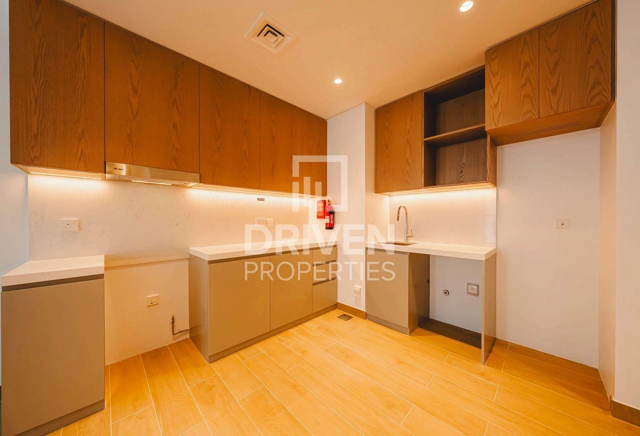 Brand New | Sea View | Premium Location photo 6