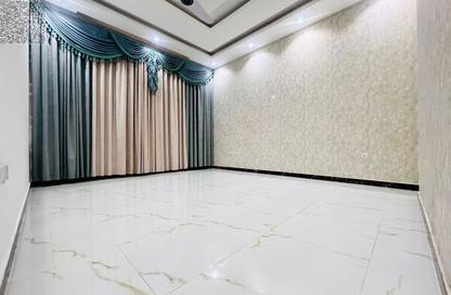 Townhouse - 4 - 6 for rent in Jasmine Towers - Garden City - Ajman