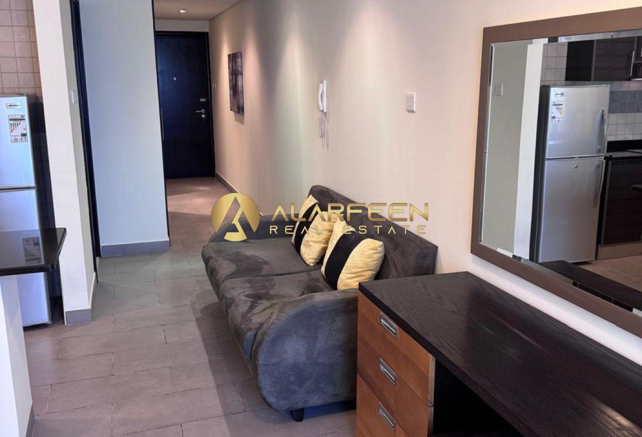 Fully Furnished | Spacious Unit | Prime Location photo 6
