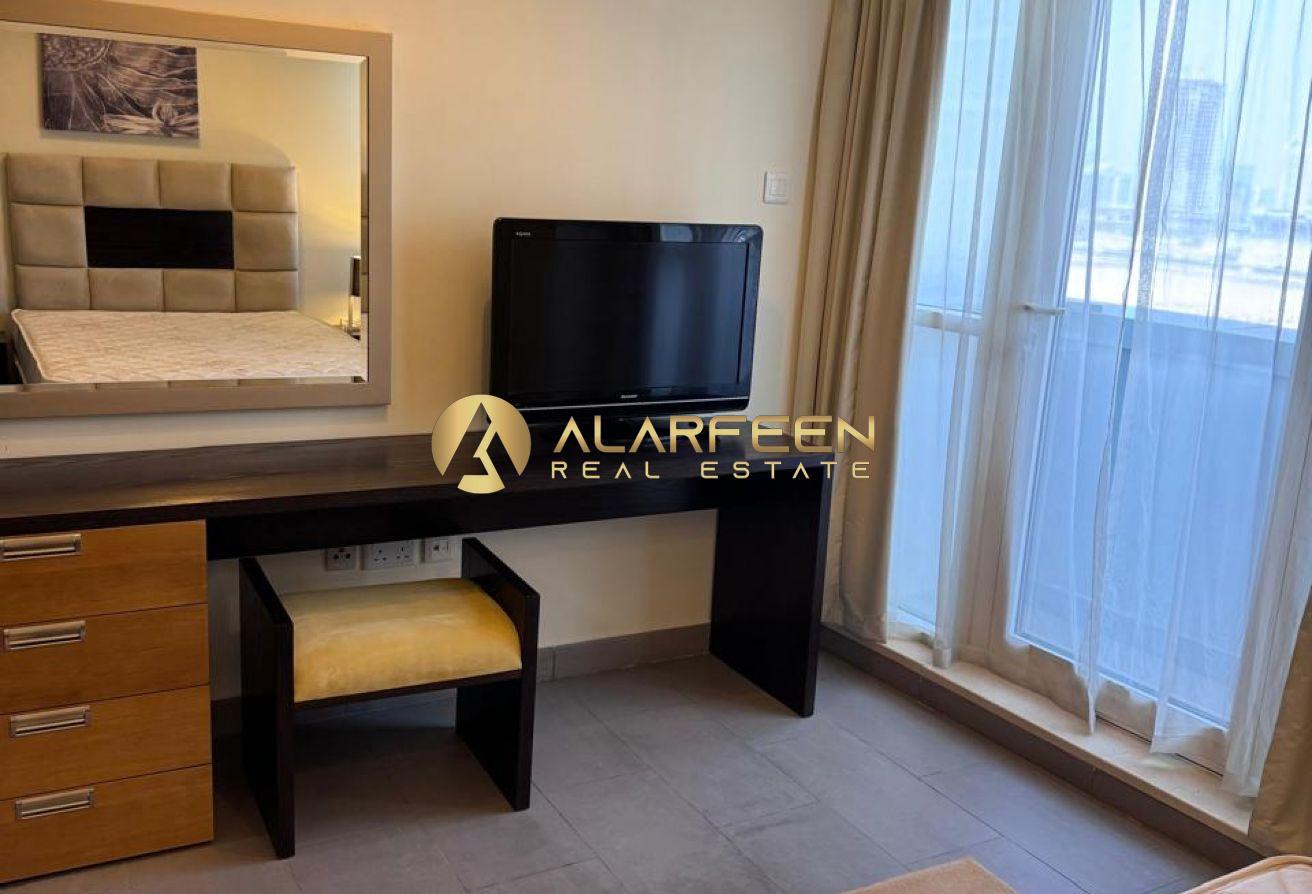 Fully Furnished | Spacious Unit | Prime Location photo 4