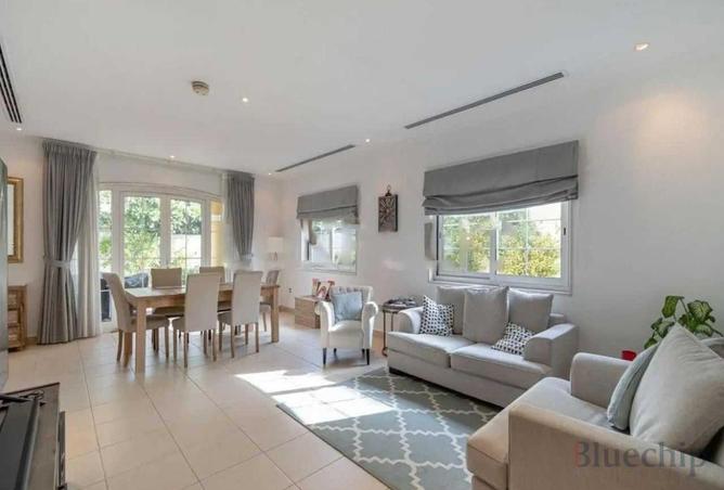 98251830 - Property Image 2