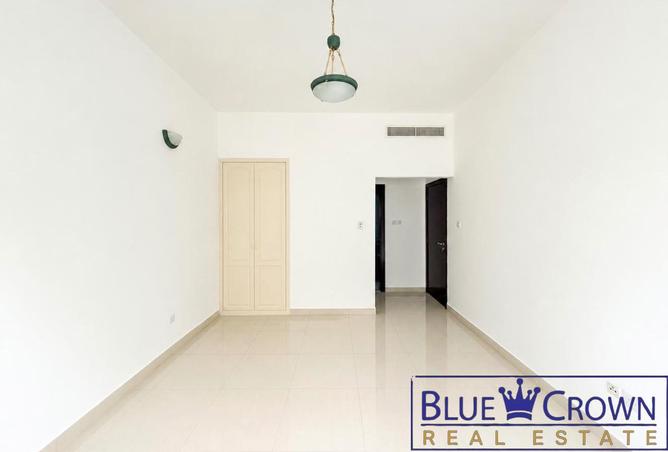 132020906 - Property Image 2