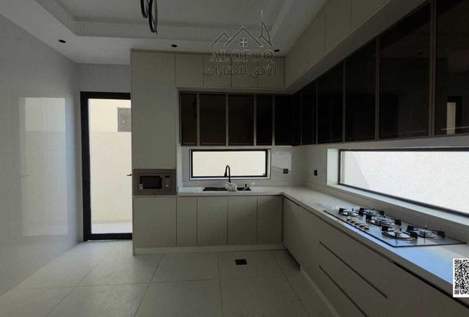 83673335 - صورة العقار 2