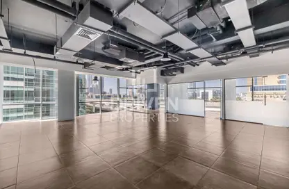Office Space - Studio for rent in Emaar Business Park Building 4 - Emaar Business Park - Sheikh Zayed Road - Dubai