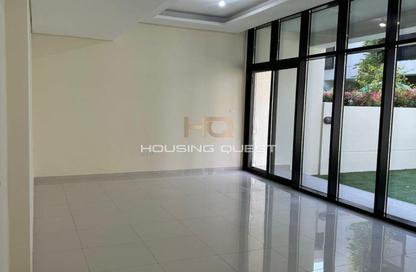 Townhouse - 3 Bedrooms - 4 Bathrooms for rent in Richmond - Damac Hills - Dubai