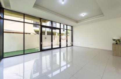 Townhouse - 3 - 4 for rent in Richmond - Damac Hills - Dubai Townhouse - 3 - 4 for rent in Richmond - Damac Hills - Dubai