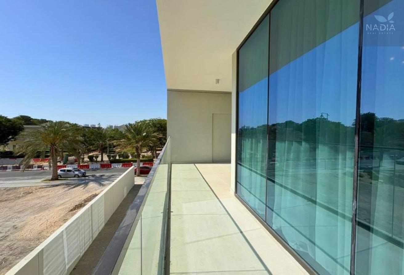 Chiller Free | Brand New | Fully Furnished| Luxury photo 16