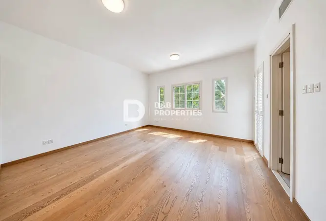 162815987 - Property Image 3