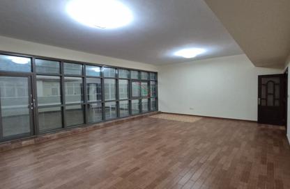 Apartment - 3 Bedrooms - 3 Bathrooms for rent in Khalifa Street - Central District - Al Ain