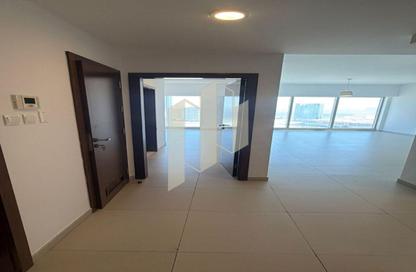Apartment - 1 Bedroom - 2 Bathrooms for rent in The Gate Tower 2 - Shams Abu Dhabi - Al Reem Island - Abu Dhabi Apartment - 1 Bedroom - 2 Bathrooms for rent in The Gate Tower 2 - Shams Abu Dhabi - Al Reem Island - Abu Dhabi