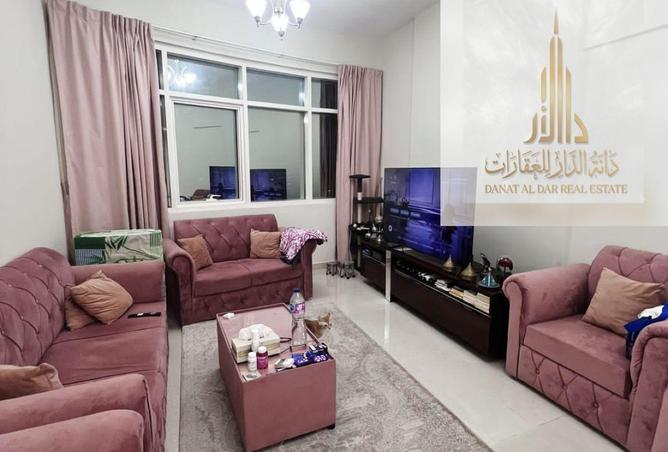 غرفتين وصاله للايجار السنوي بمطقة العامره عجمان