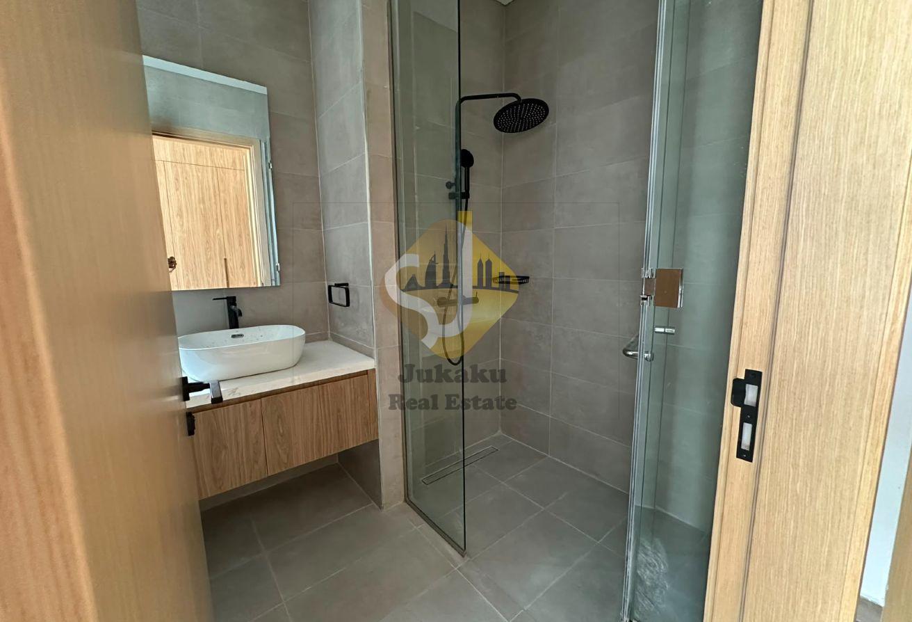 BRAND NEW ULTRA-LUXURY 4 BR VILLA FOR RENT photo 17