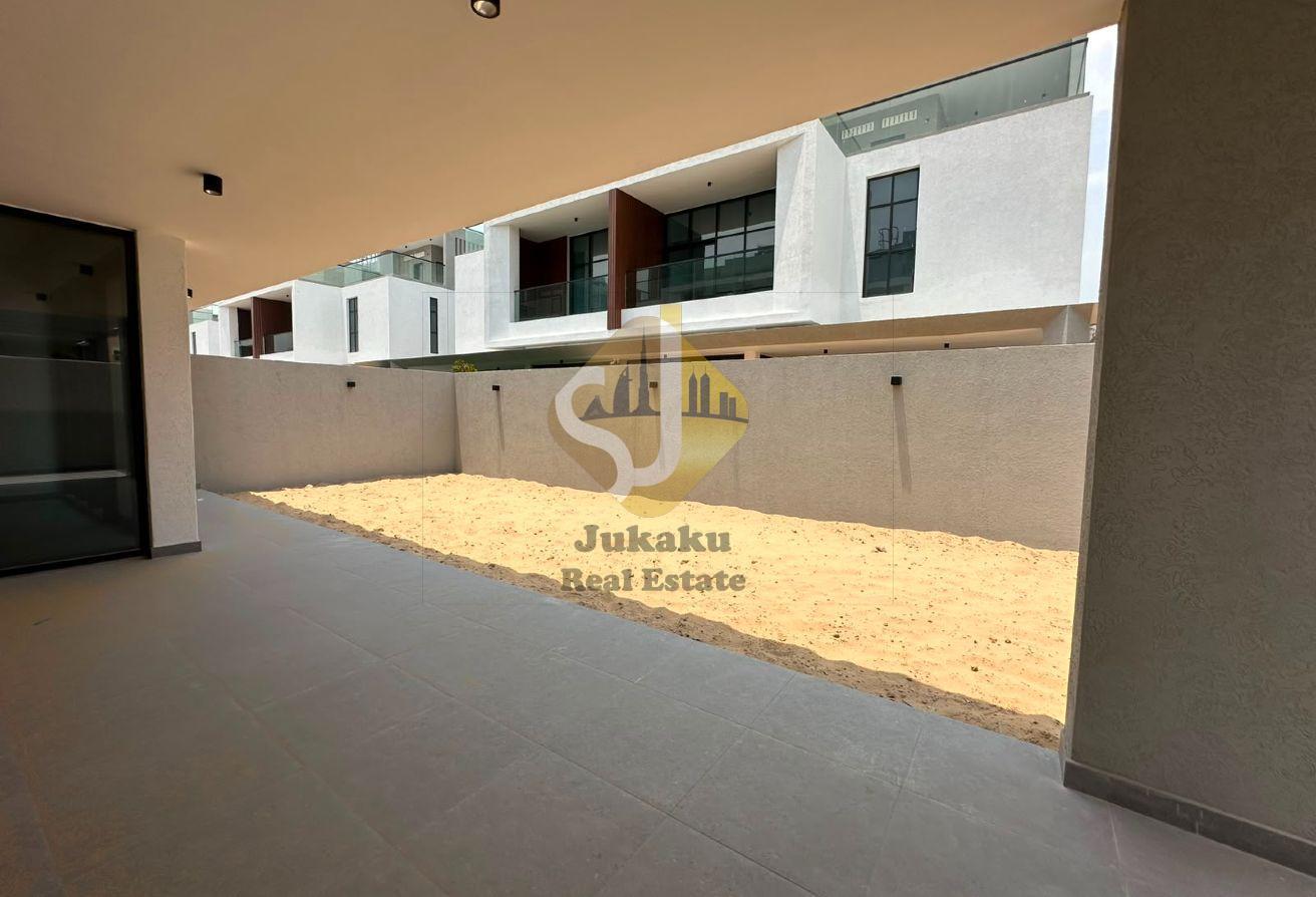 BRAND NEW ULTRA-LUXURY 4 BR VILLA FOR RENT photo 19