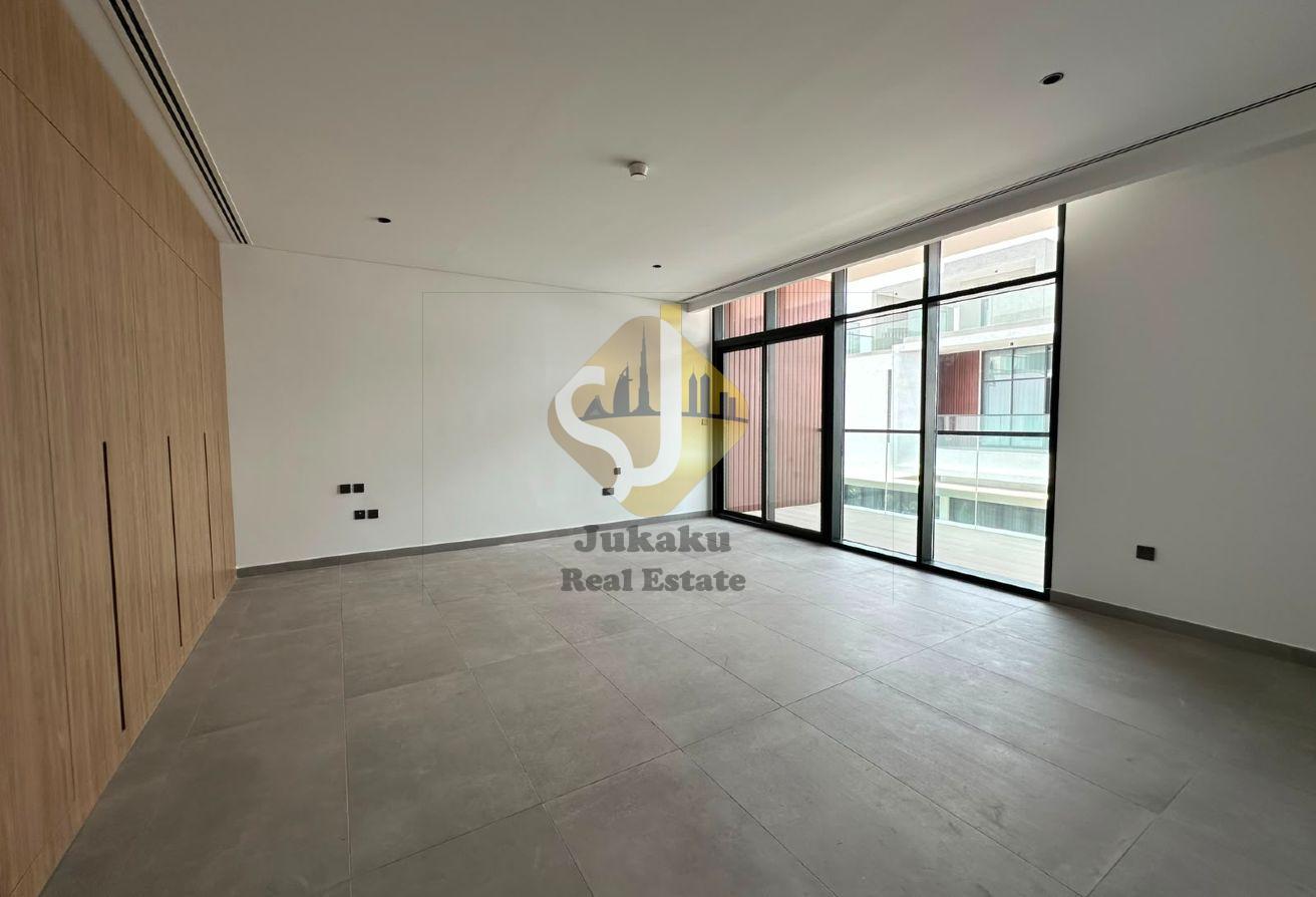 BRAND NEW ULTRA-LUXURY 4 BR VILLA FOR RENT photo 22
