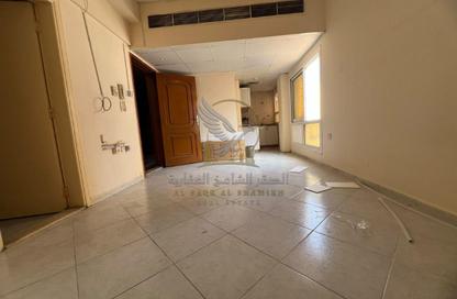 Apartment - Studio - 1 for rent in Al Mujarrah - Al Sharq - Sharjah