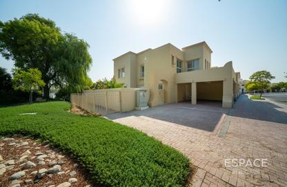 Villa - 3 - 3 for rent in Forat - The Lakes - Dubai