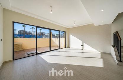 Townhouse - 4 Bedrooms - 5 Bathrooms for sale in Portofino - Damac Lagoons - Dubai