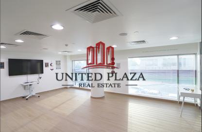 Office Space - Studio - 2 Bathrooms for rent in Al Mina Tower - Al Mina - Abu Dhabi