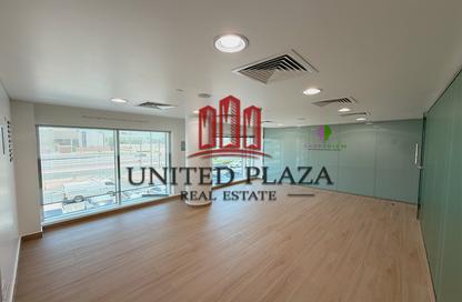 Office Space - Studio - 2 Bathrooms for rent in Al Mina Tower - Al Mina - Abu Dhabi Office Space - Studio - 2 Bathrooms for rent in Al Mina Tower - Al Mina - Abu Dhabi