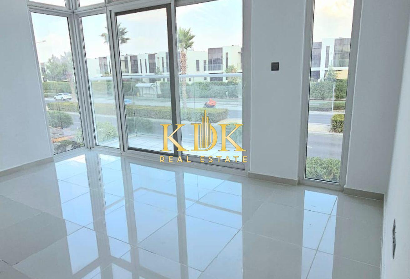 3 Bedroom + Maid l Single Row l L Shape Gardens photo 8