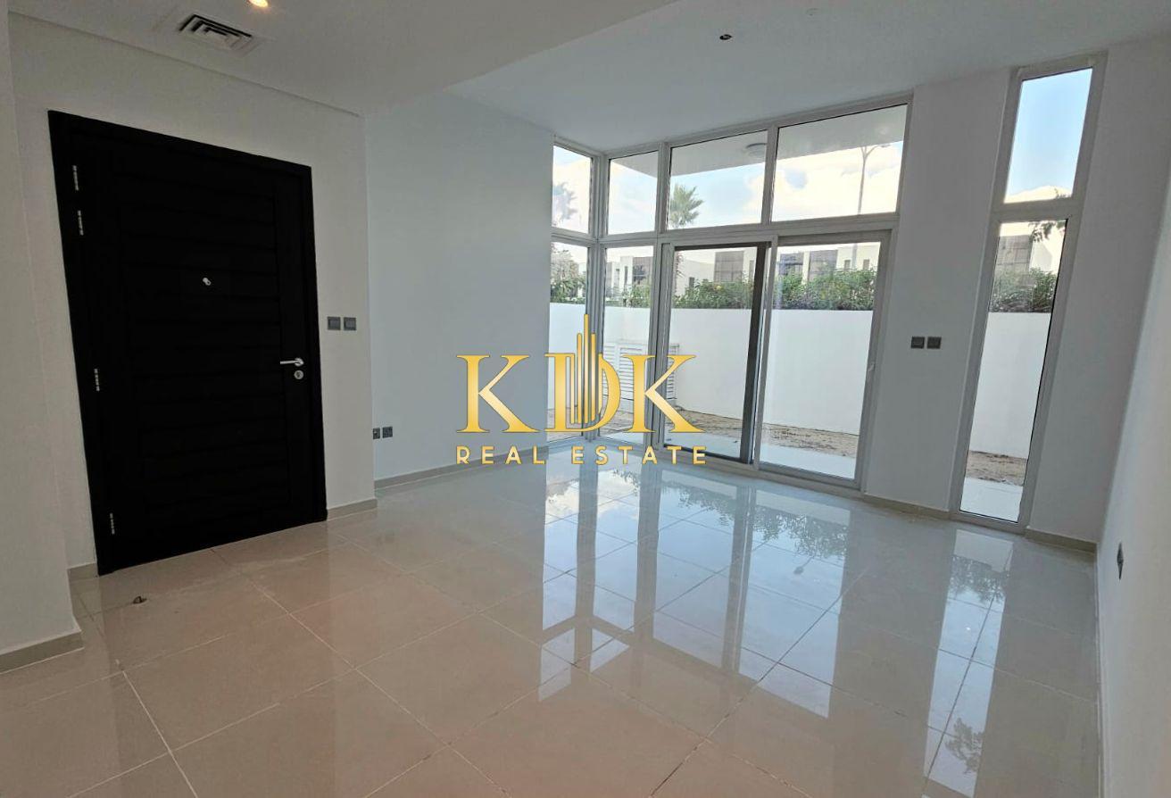 3 Bedroom + Maid l Single Row l L Shape Gardens photo 5