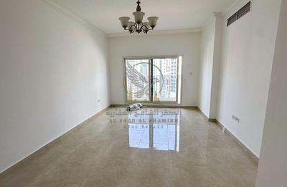 Apartment - 2 - 3 for rent in Jamal Abdul Nasser Street - Al Majaz - Sharjah