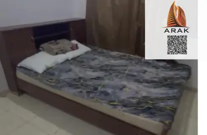 شقة - 1 حمام للايجار في مساكن كورنيش عجمان - طريق كورنيش عجمان - عجمان