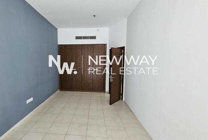 2OlfgtK8LdQ - Property Image 3