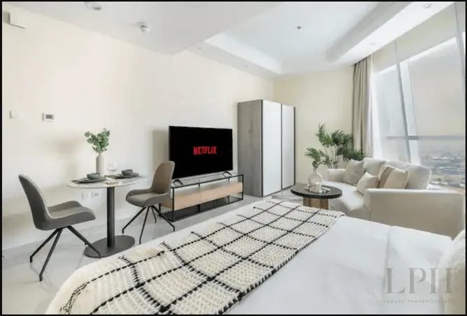 163716104 - Property Image 2